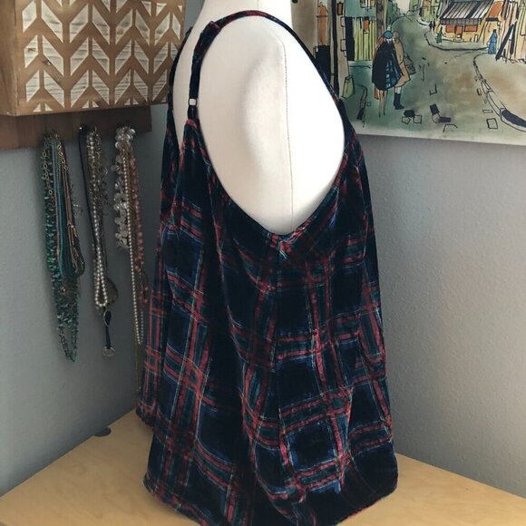 Torrid Sophie Plaid Velvet Swing Cami Top - 13907461 - Picture 4 of 8